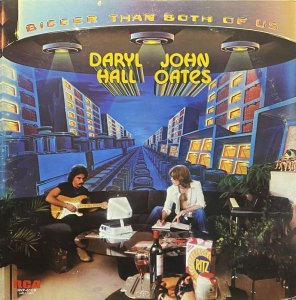 画像1: DARYL HALL & JOHN OATES/BIGGER THAN BOTH OF US (1)