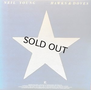 画像1: NEIL YOUNG/HAWKS & DOVES (1)